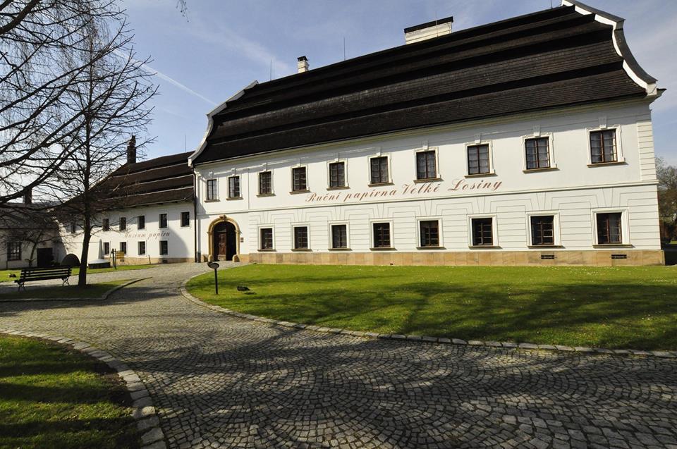 Apartmany Rysi Skala Loučná nad Desnou Exteriör bild
